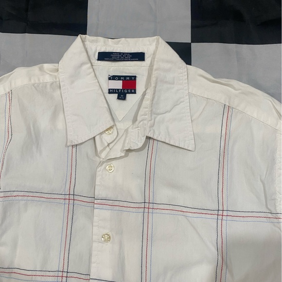 Lot of 4 Polo Ralph Lauren Short Sleeve Button Up Shirts & 1 Tommy - Picture 15 of 16